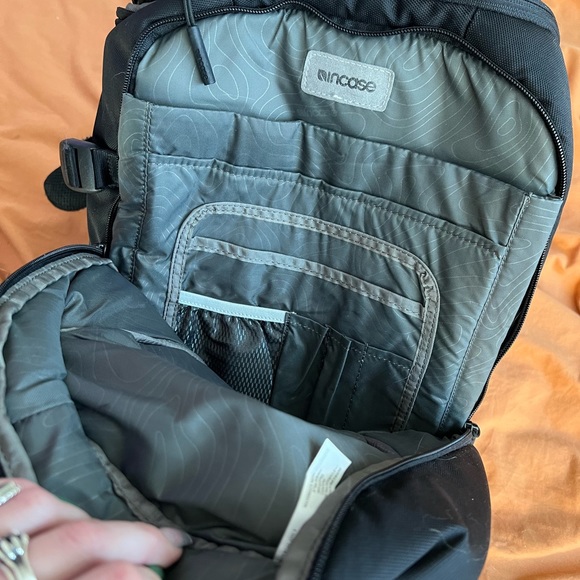 Incase Camera Bag - Picture 2 of 4